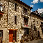 Inmocyma Antigua Casa Chuanina, Bajo-benasque דירה