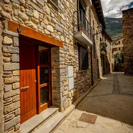 Lejlighed Inmocyma Antigua Casa Chuanina, Bajo-benasque *