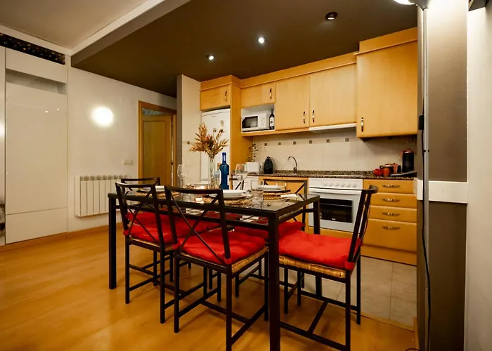 Apartamento Inmocyma Antigua Casa Chuanina, Bajo-benasque Benasque